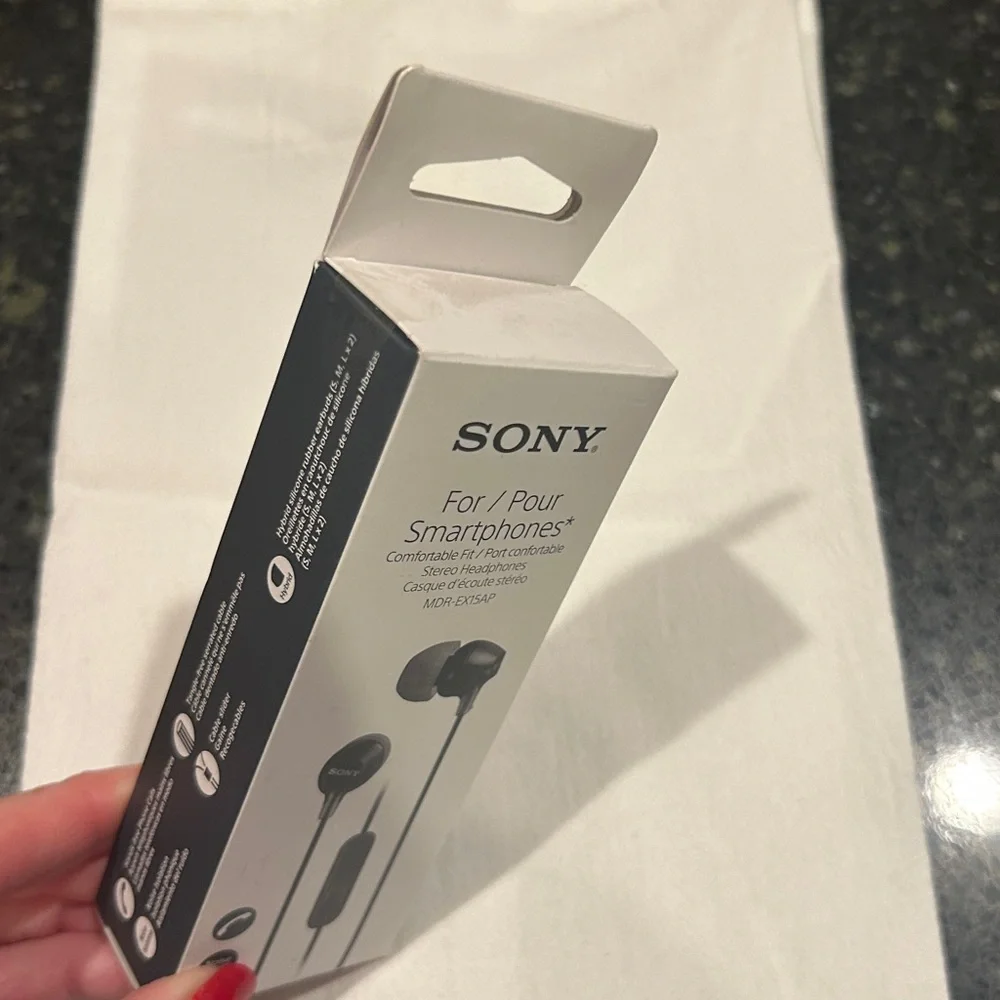 Sony Black Stereo Earbuds for Smartphones